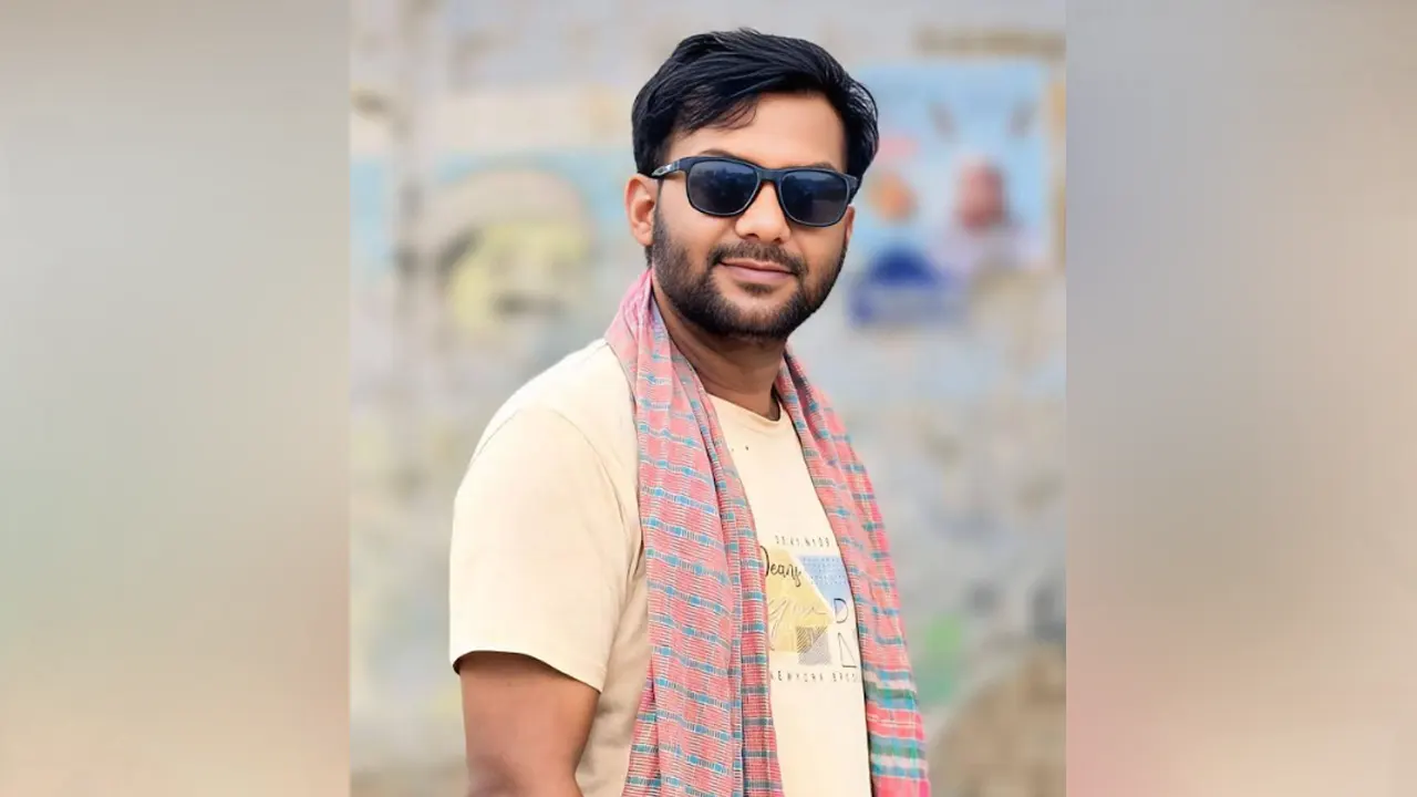 মেহেরপুরের মাদক ‘হোম ডেলিভারি’ দেওয়া তুষার পুলিশের জালে